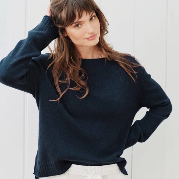 Jenni Kayne Sweaters - Jenni Kayne Navy Crewneck Everyday Sweater - M